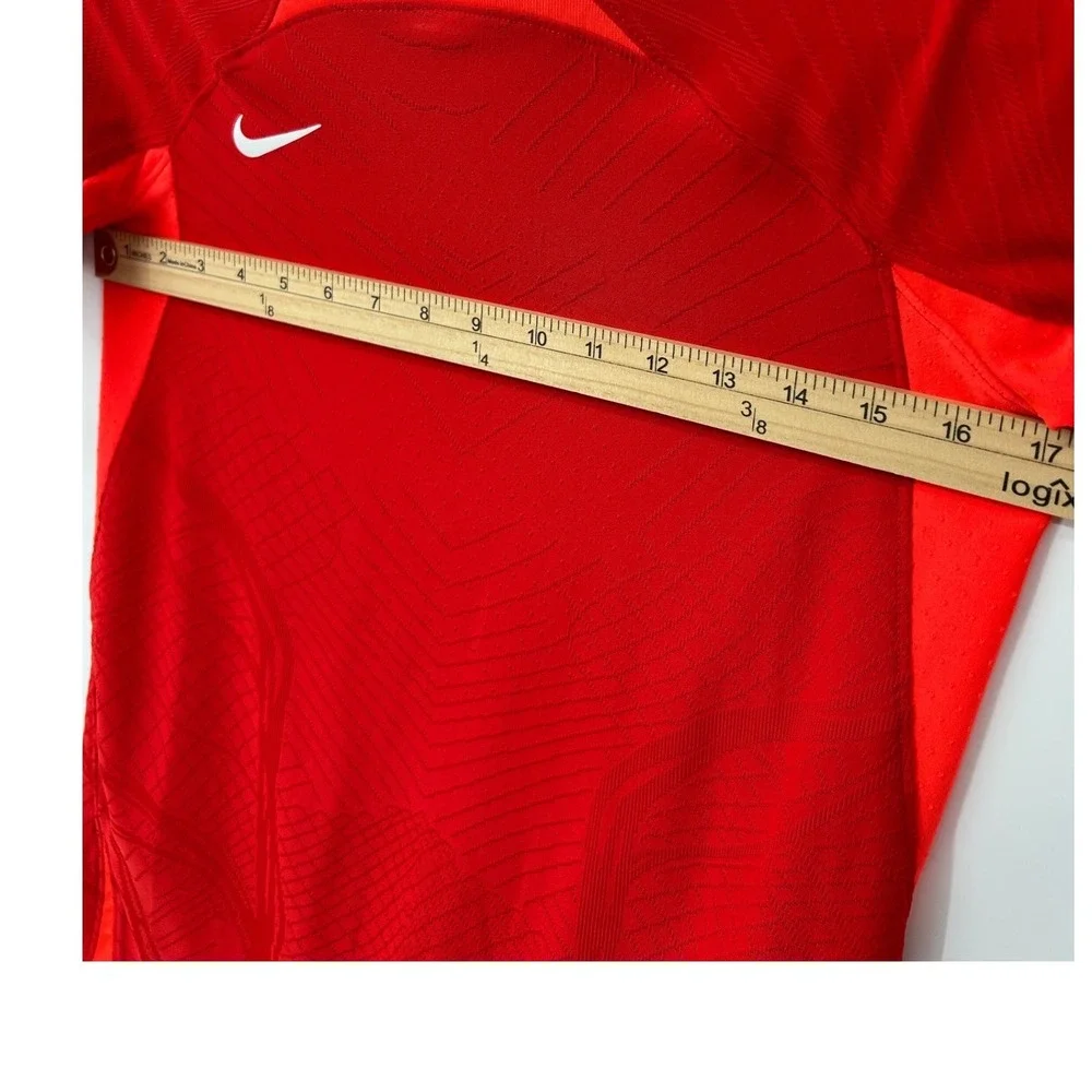 Nike Dri-FIT Strike Women Red Soccer Training Top Short Sleeve Jersey Large